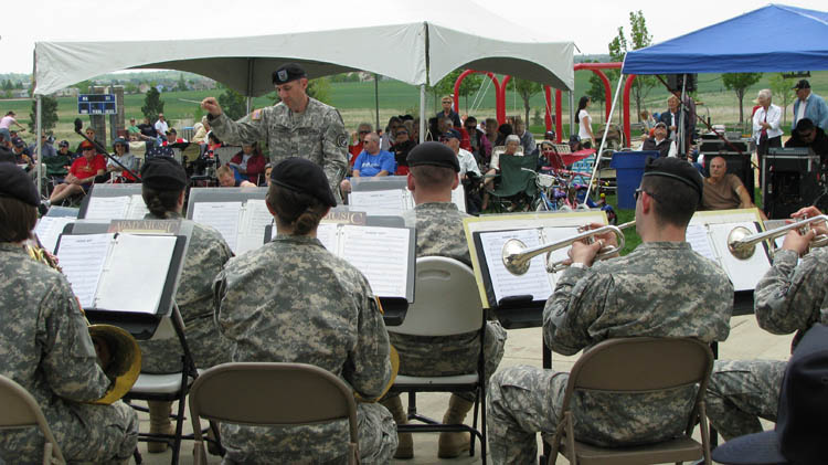Army Band 3